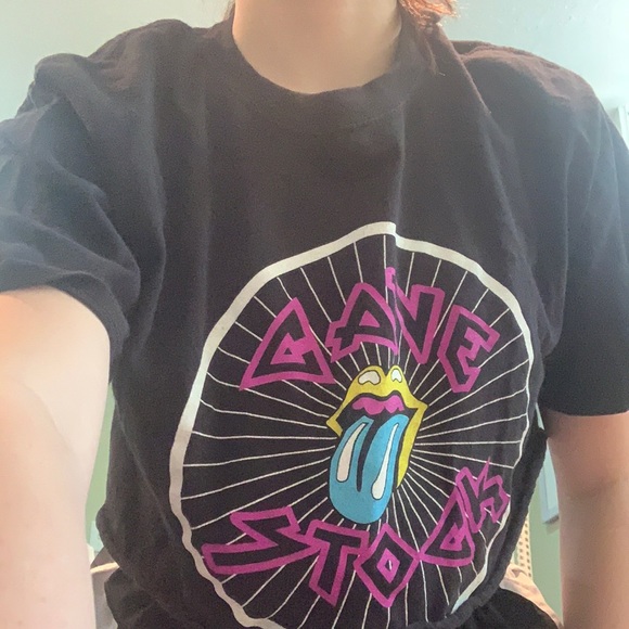 Crop top - Picture 1 of 2